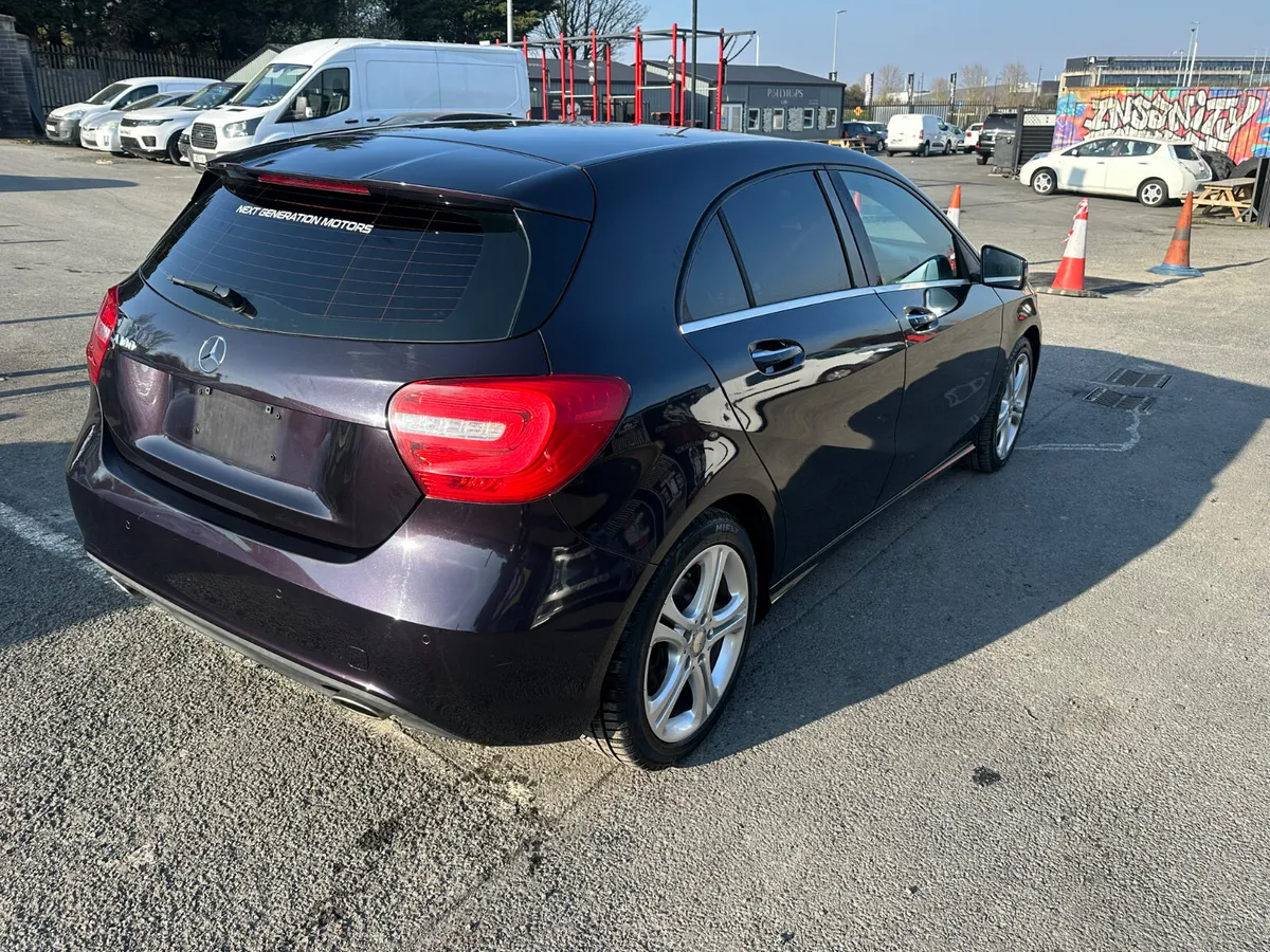 2015 MERCEDES A180 AUTO 1.6L Half Leather Seats - Image 3