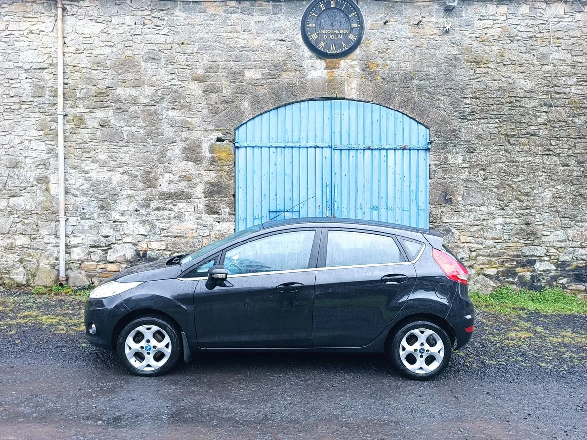 Ford Fiesta  New NCT - Image 4
