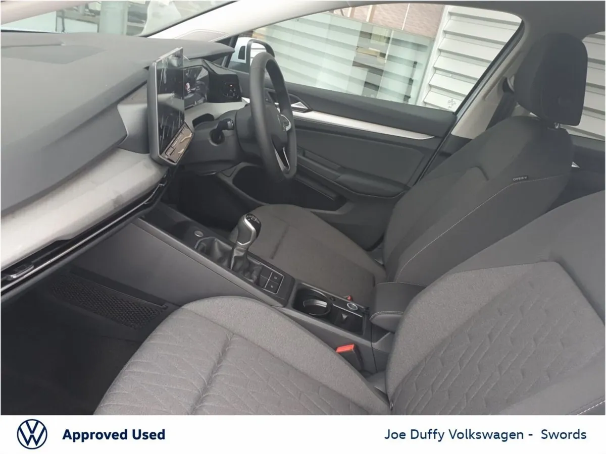Volkswagen Golf EDITION 75 2.0 TDI 116HP - Image 4