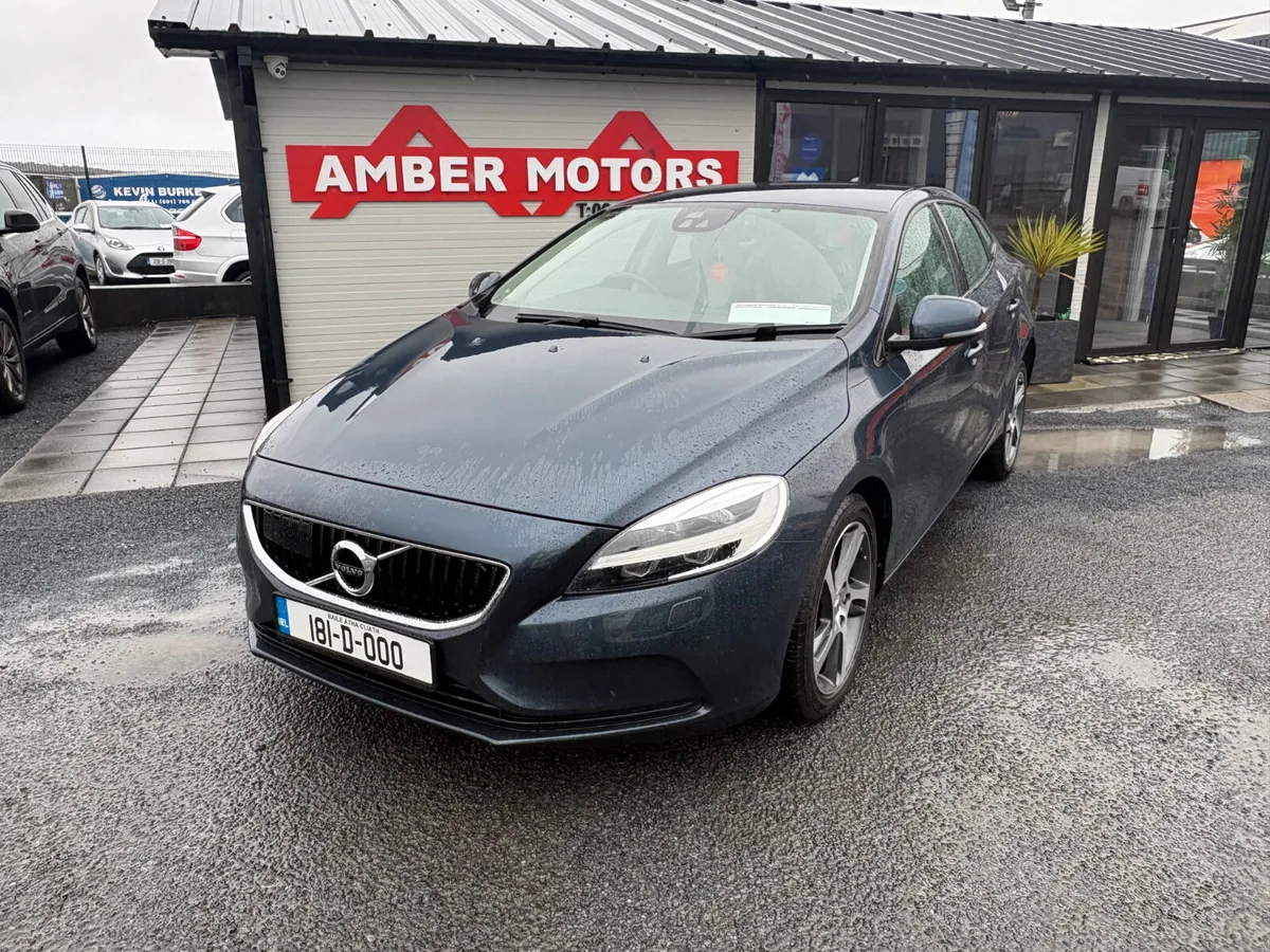 2018 VOLVO V40 D4 MOMENTUM - Image 2