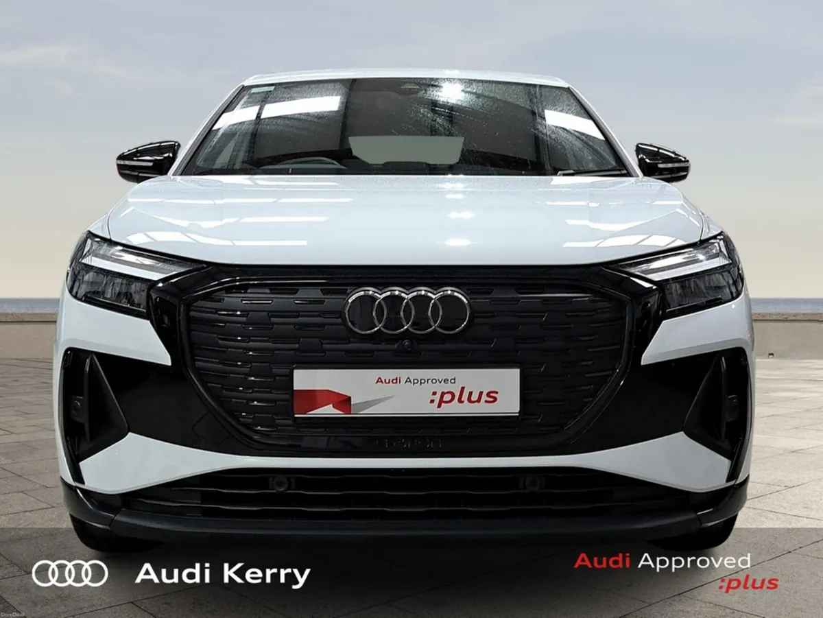 Audi Q4 e-tron E-TRON SPORTACK 45 BLACK EDITION S- - Image 2