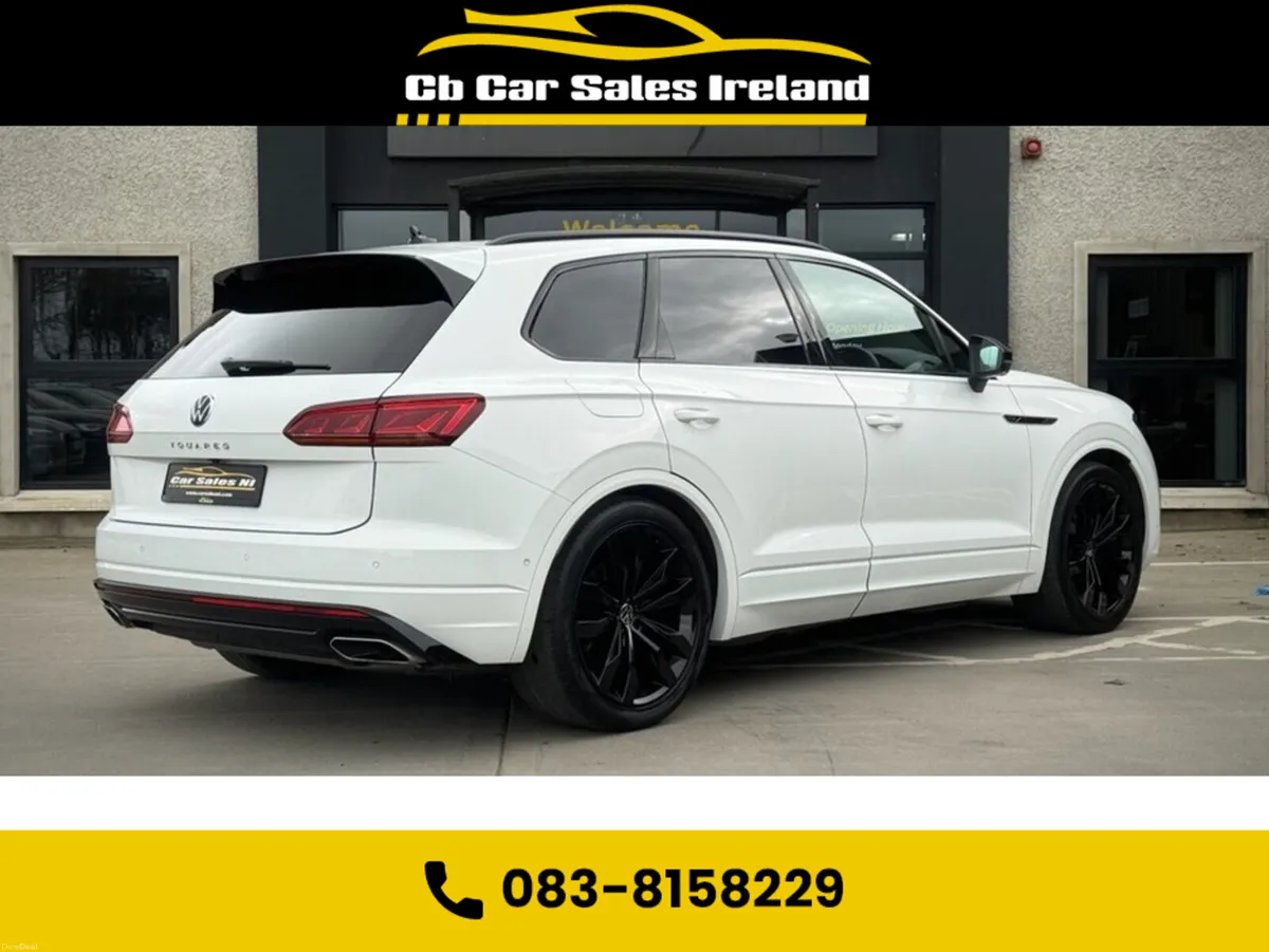 Volkswagen Touareg 3.0 TDI V6 Black Edition SUV 5d - Image 4