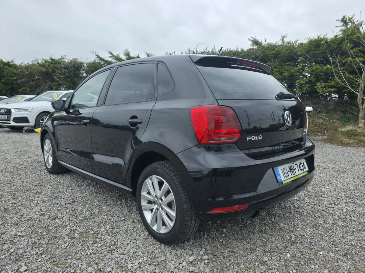 2016 Volkswagen Polo - Image 3