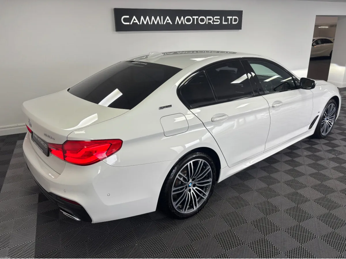 BMW 5-Series *BMW 530e* *DIGITAL DASH* *LOW MILEAG - Image 4