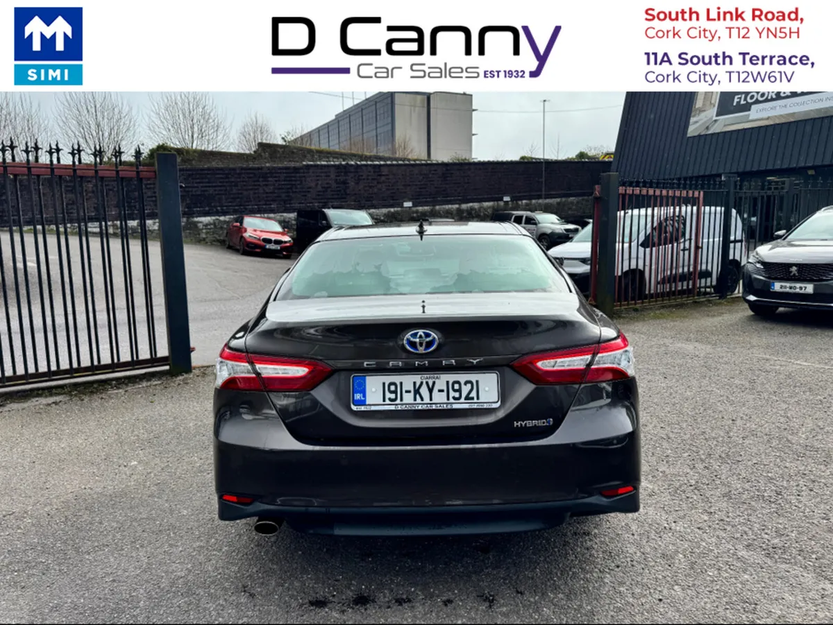 Toyota Camry HYBRID PLATINUM 4DR AUTO - Image 3