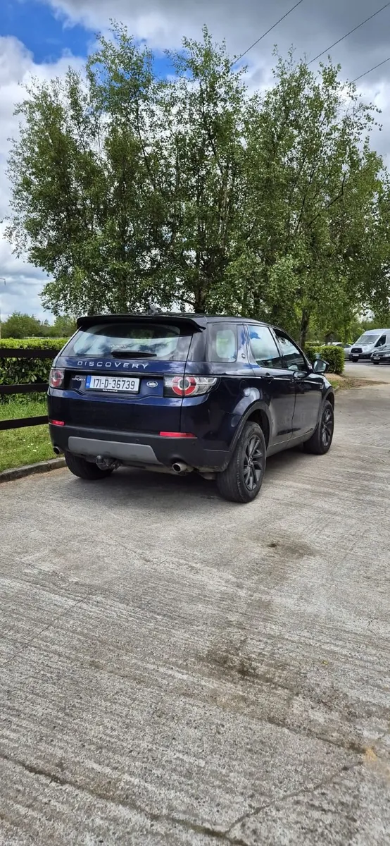 Land Rover Discovery Sport 2017 - Image 1