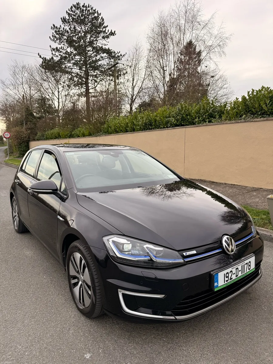 2019 Volkswagen Golf Electric 32,000 Kilometres - Image 4