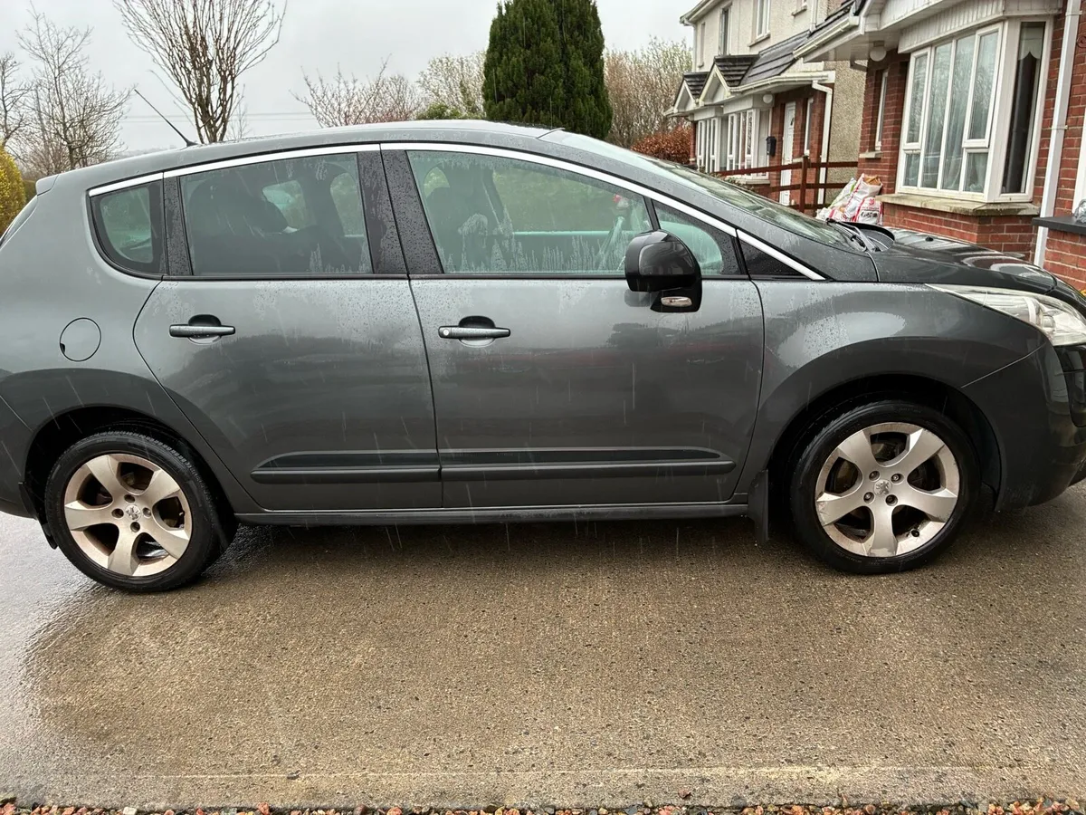 Peugeot 3008 - Image 2