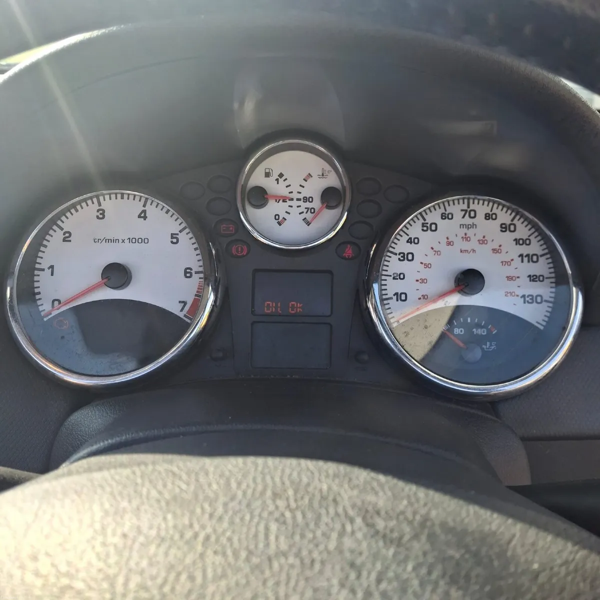 Peugeot 207 2009 - Image 2