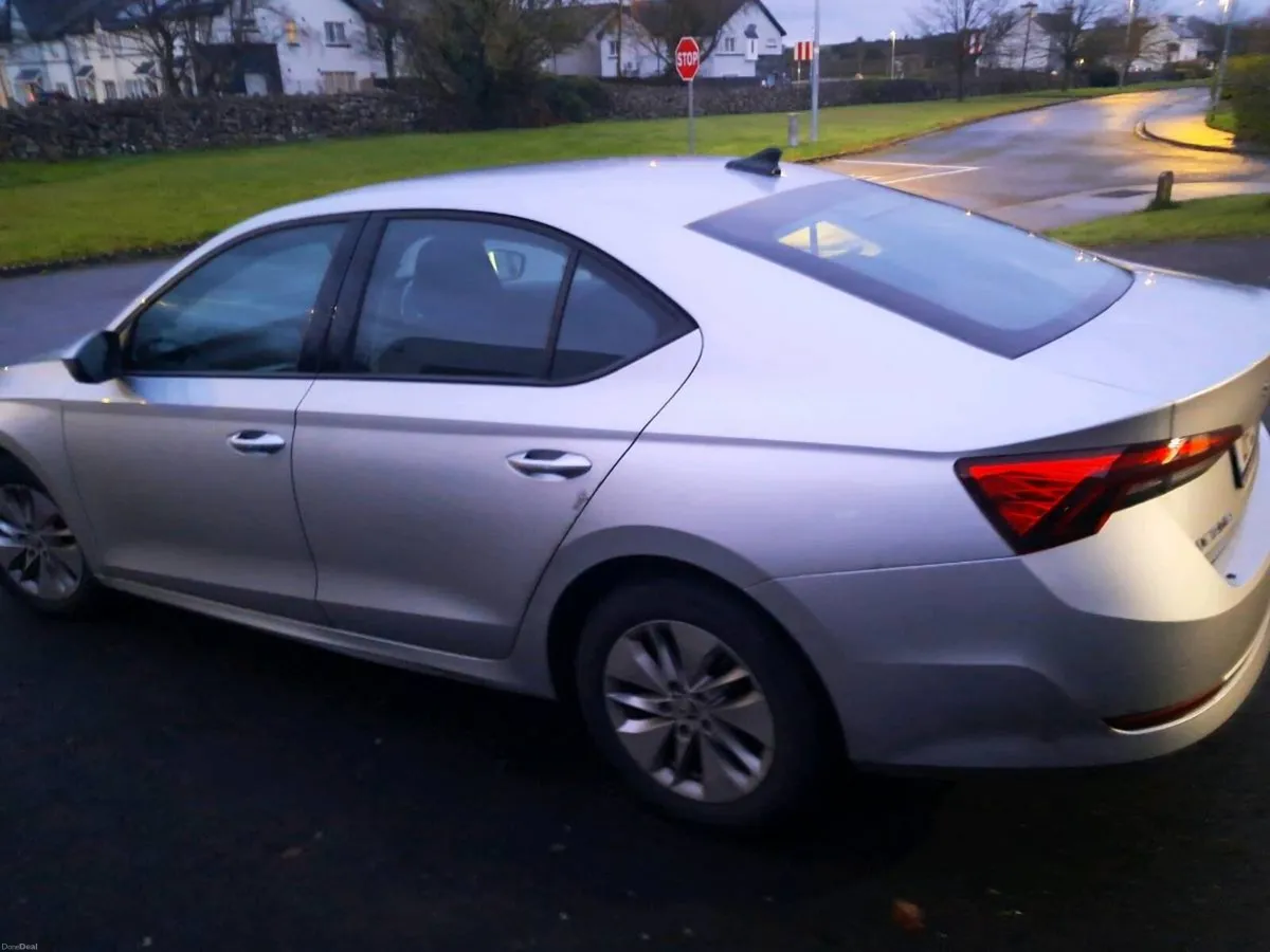 Skoda octivia hatchback - Image 2