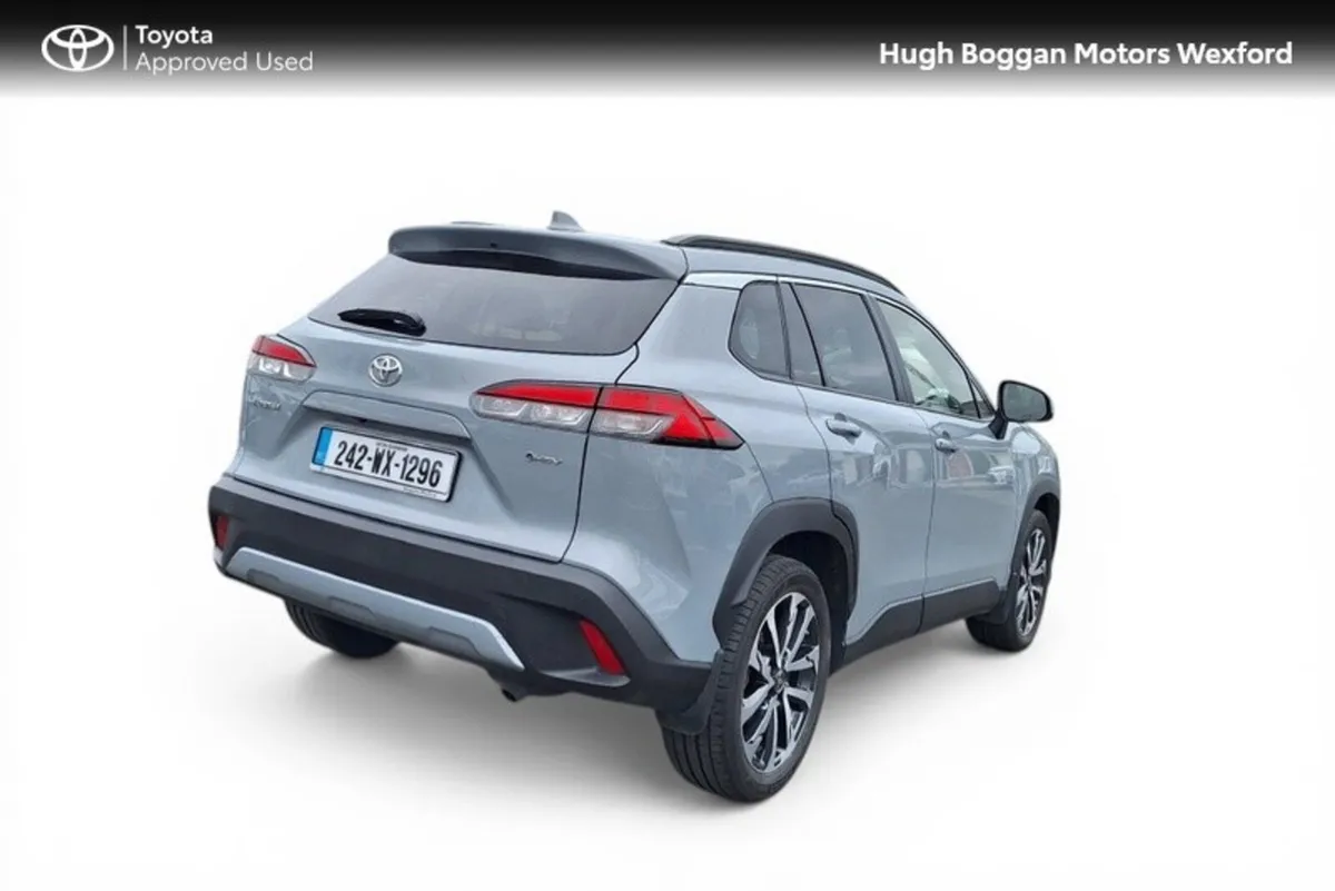 Toyota Corolla Cross 1.8 SPORT - Image 2