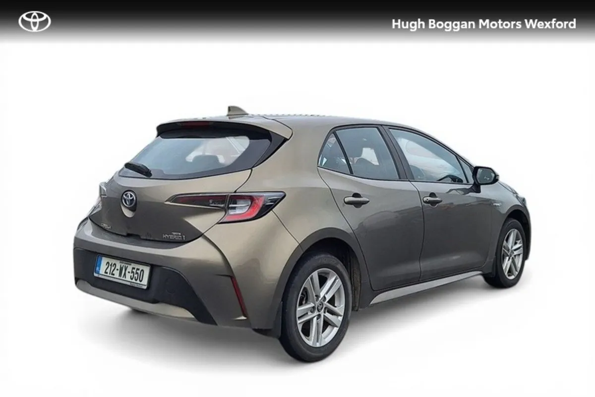 Toyota Corolla COROLLA HYBRID LUNA H/B - Image 2