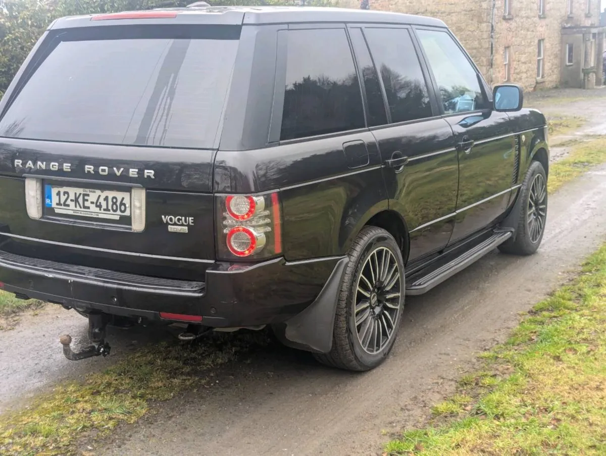 Range Rover vogue crew cab - Image 3
