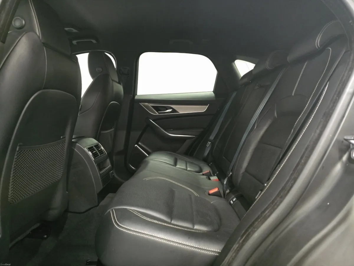 Jaguar F-pace F-Pace Diesel Estate R-Dynamic S - Image 4
