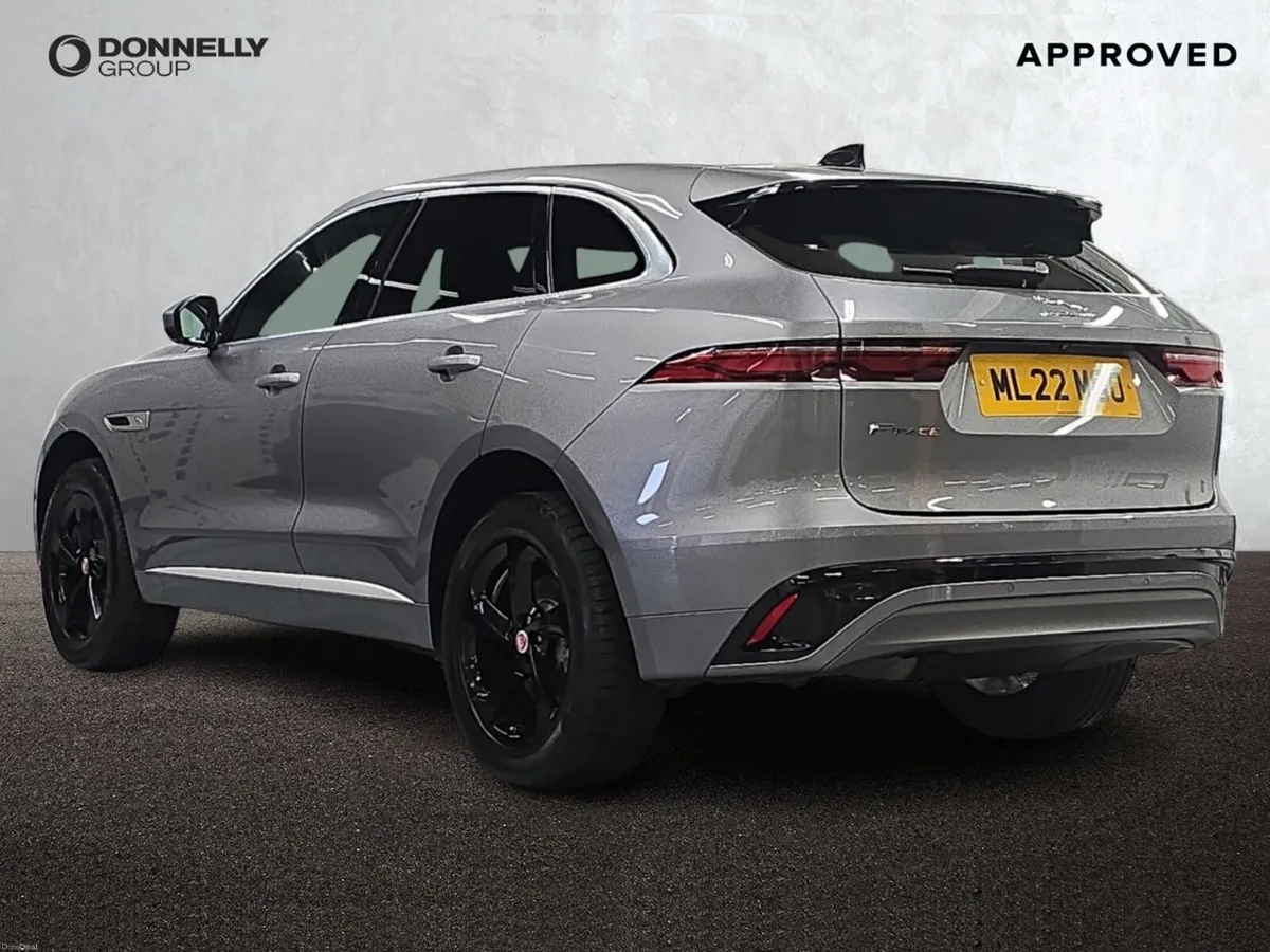 Jaguar F-pace F-Pace Diesel Estate R-Dynamic S - Image 2