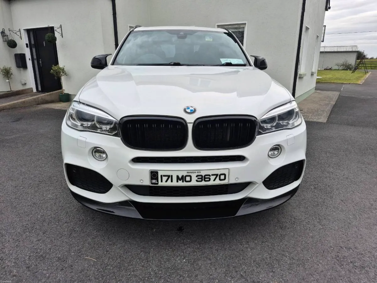 BMW X5 - Image 1
