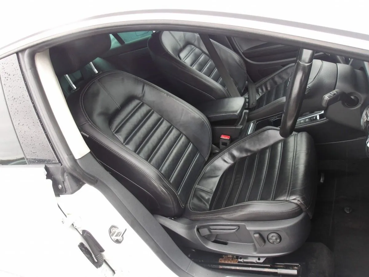 Volkswagen CC GT 2.0 TDI BLUEMOTION 6SPEED 150BHP* - Image 4