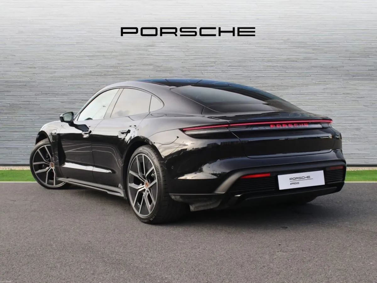 Porsche Taycan - Image 2
