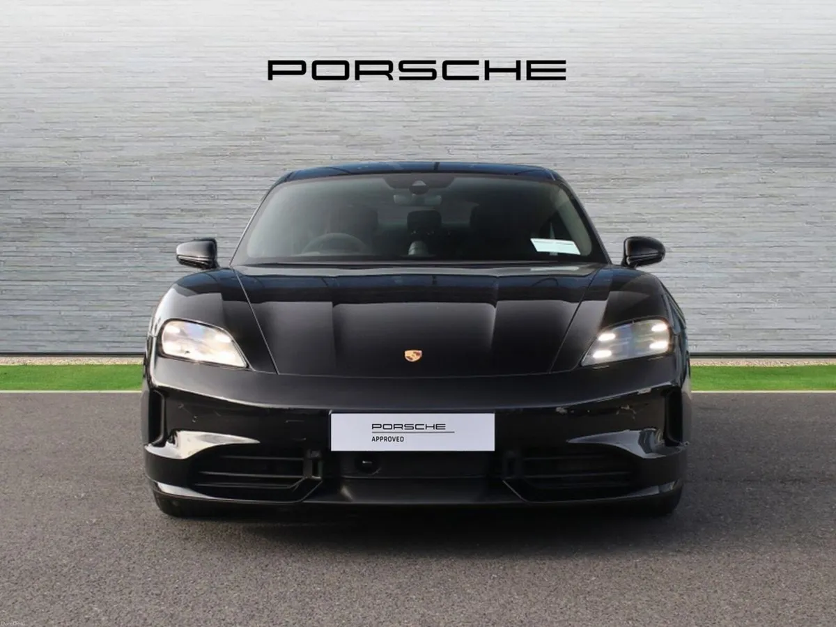 Porsche Taycan Black Edition - Image 6
