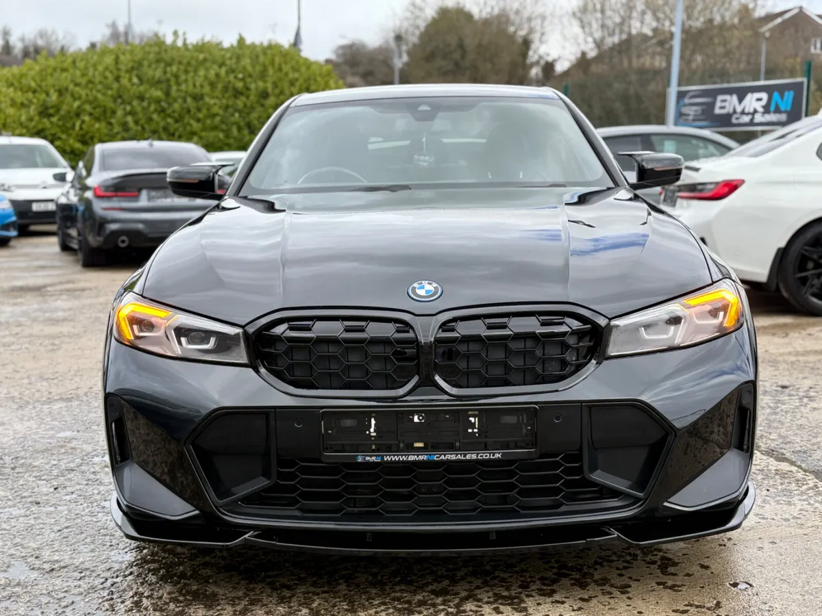2023 BMW 330 HYBRID M SPORT LCI - Image 2