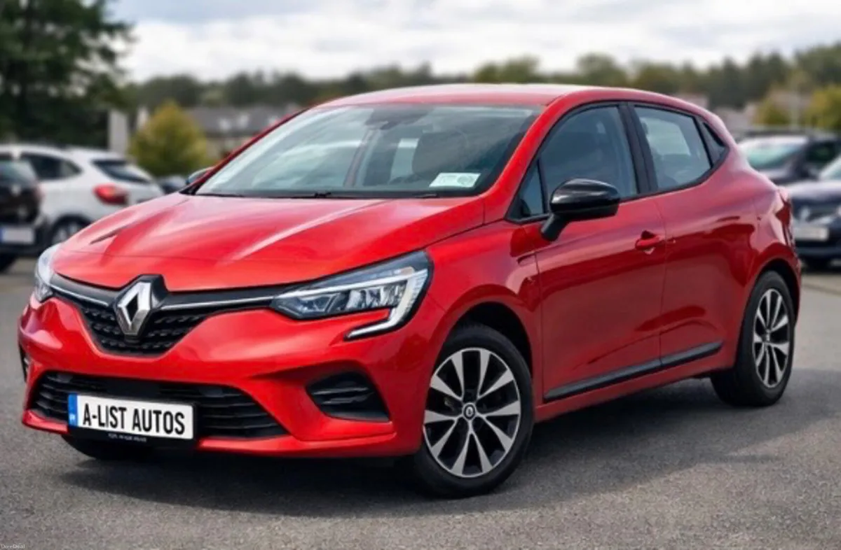 Renault Clio 1.0 Equilibre / FINANCE AVAILABLE - Image 3