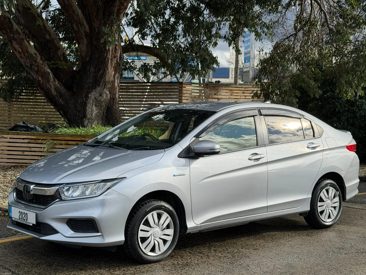 2020 Honda Grace..KEYLESS..REAR CAMERA..2 KEYS - Image 3