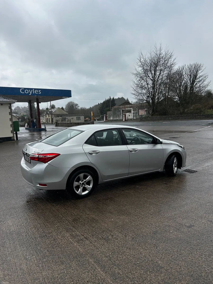 2014 Toyota Corolla 1.4d - Image 4