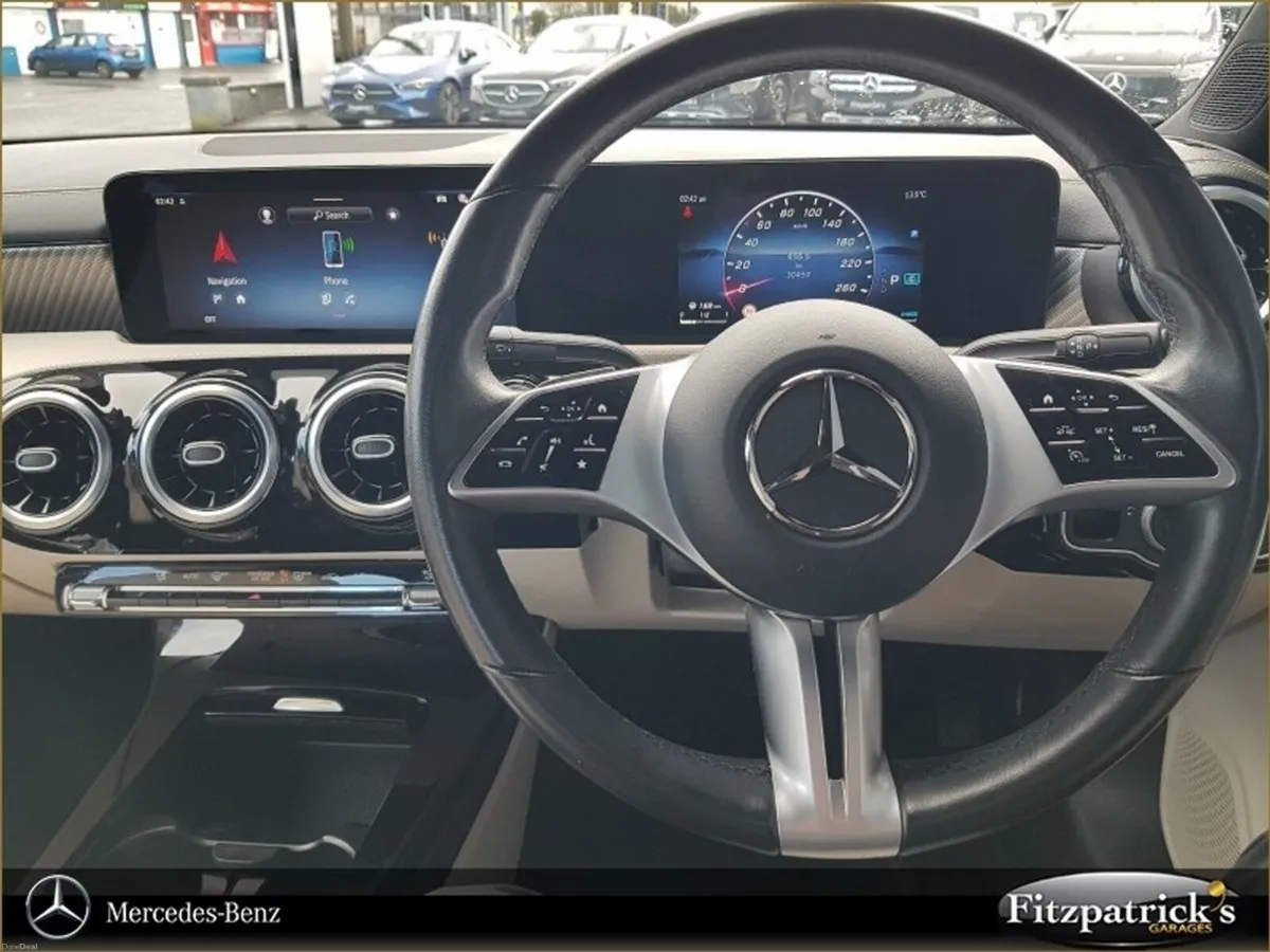 Mercedes-Benz CLA CLA 180 Coup Progressive Edition - Image 2