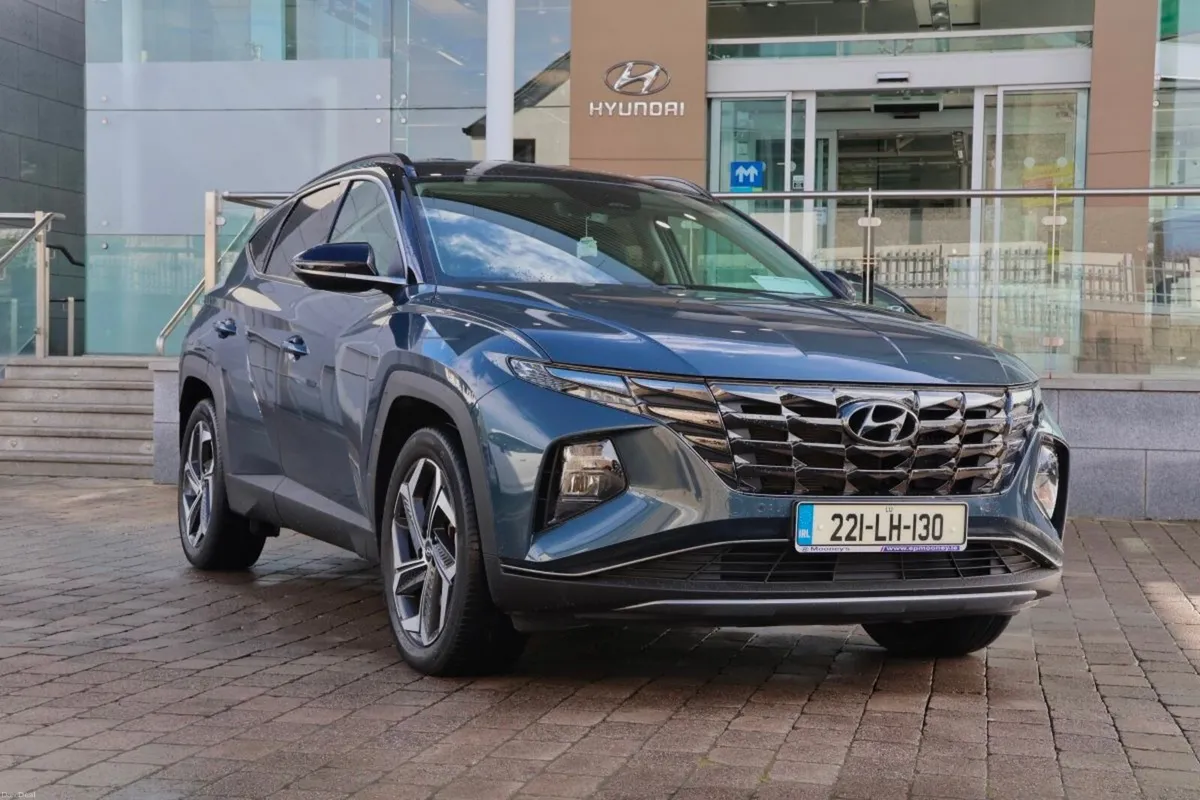 Hyundai Tucson 4WD Executive Plus PHEV Auto 2 Tone - Image 1