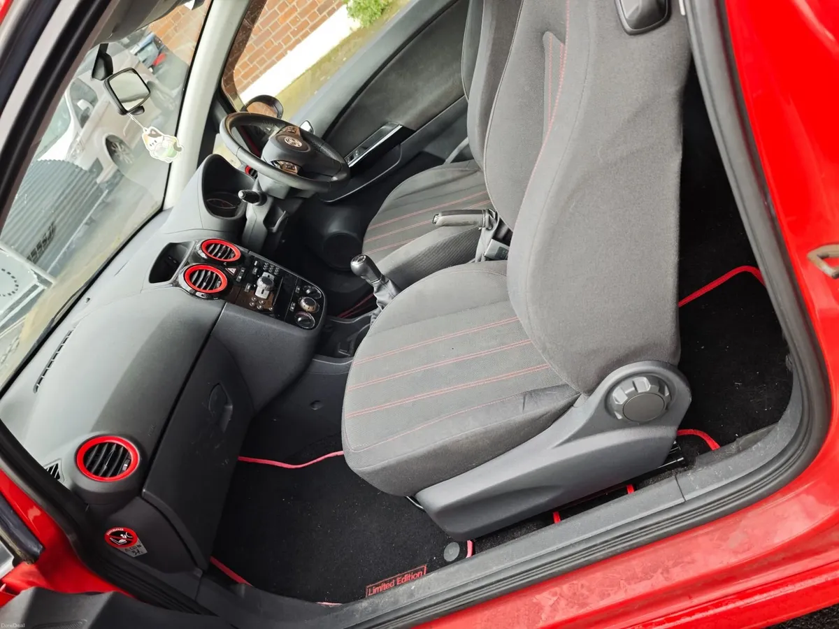 Vauxhall Corsa 2013 Limited Edition *FAILED NCT* - Image 4