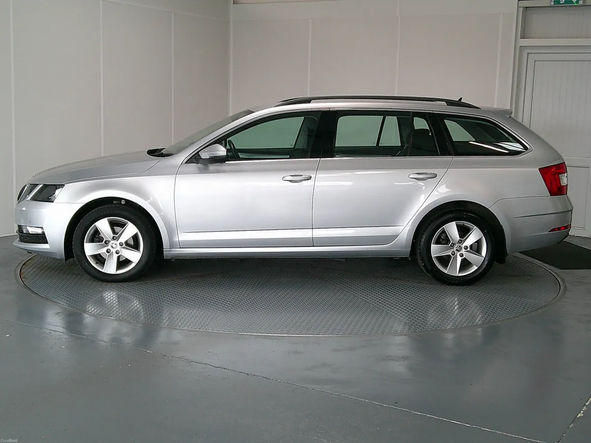 Skoda Octavia 2020 - Image 4