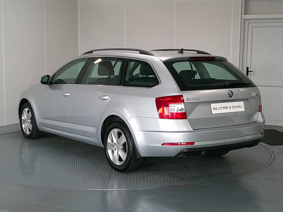 Skoda Octavia 2020 - Image 5