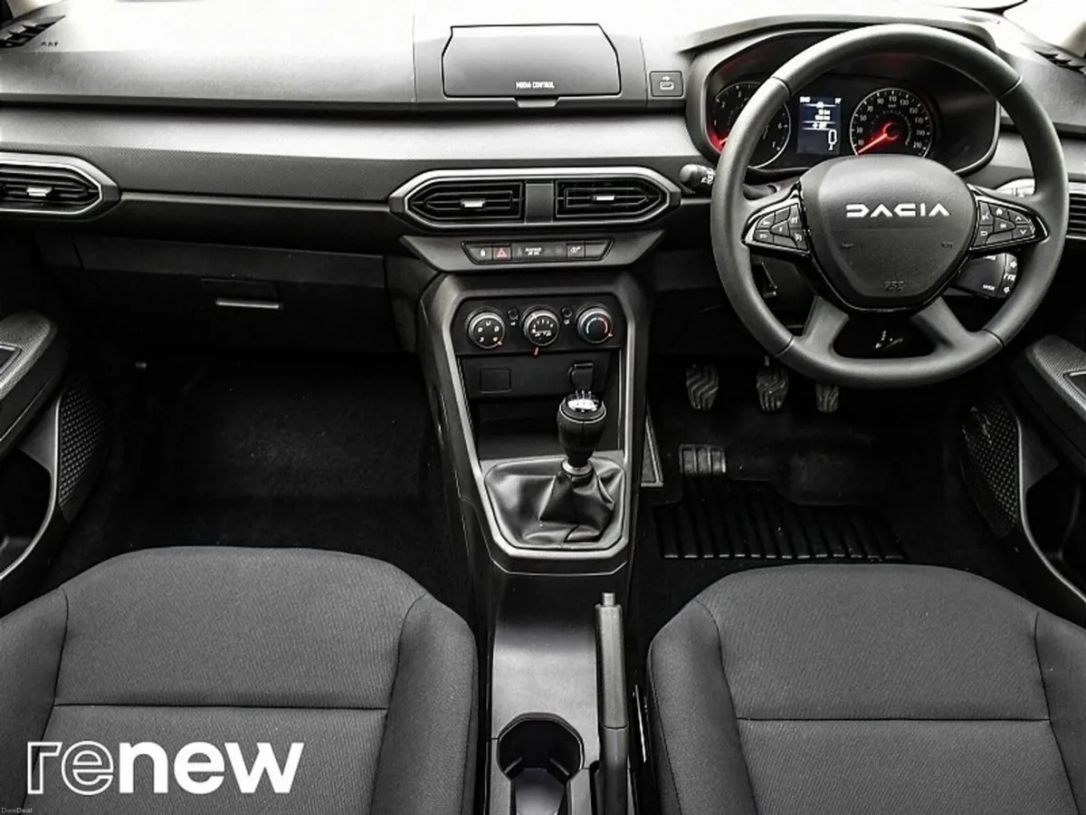Dacia Sandero TCe 90 Essential - Image 2