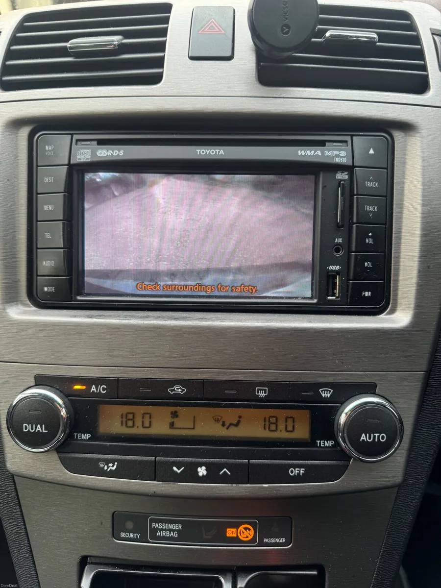 Toyota Avensis 2011 - Image 3