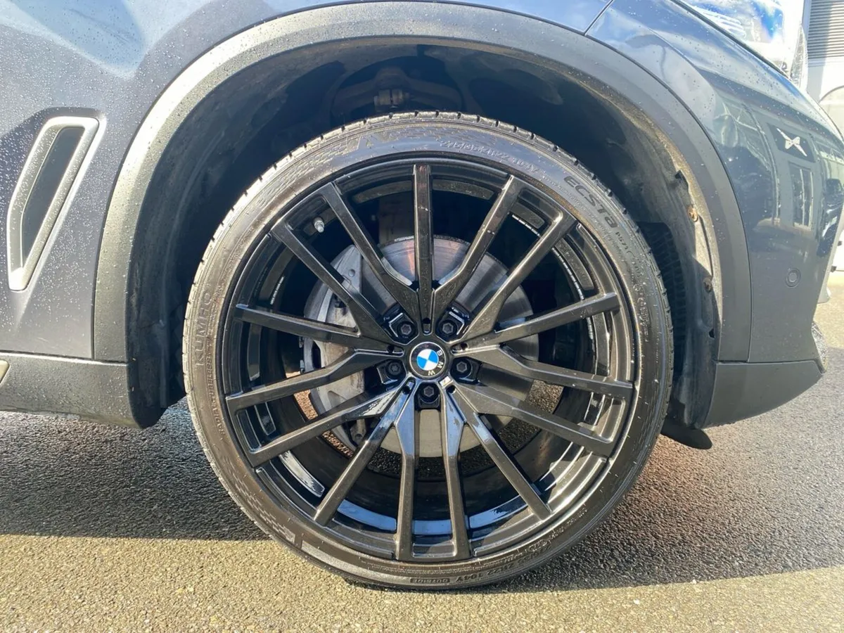 BMW X5 xDrive45e xLine - Image 5