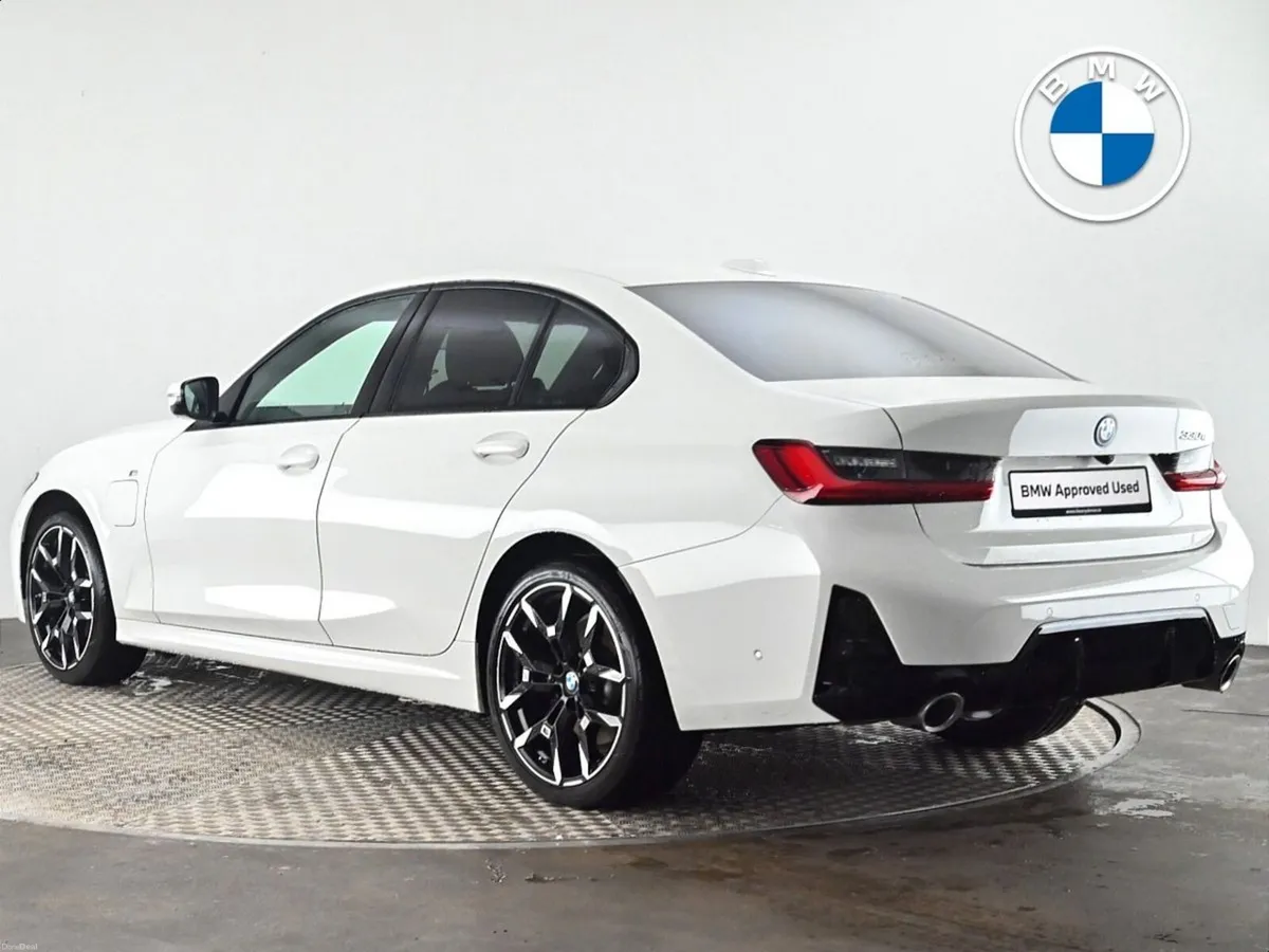 BMW 3-Series 330e M Sport Saloon - Image 2