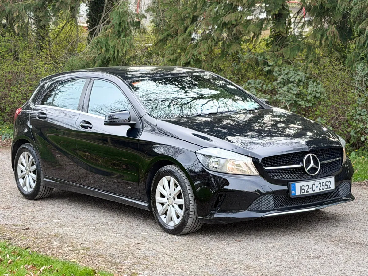 2016 MERCEDES BENZ A160 STYLE - Image 2