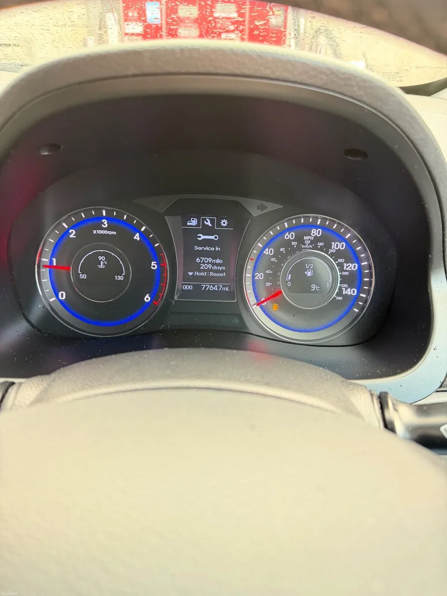 Hyundai i40 Estate 2015 NEW NCT - Image 3