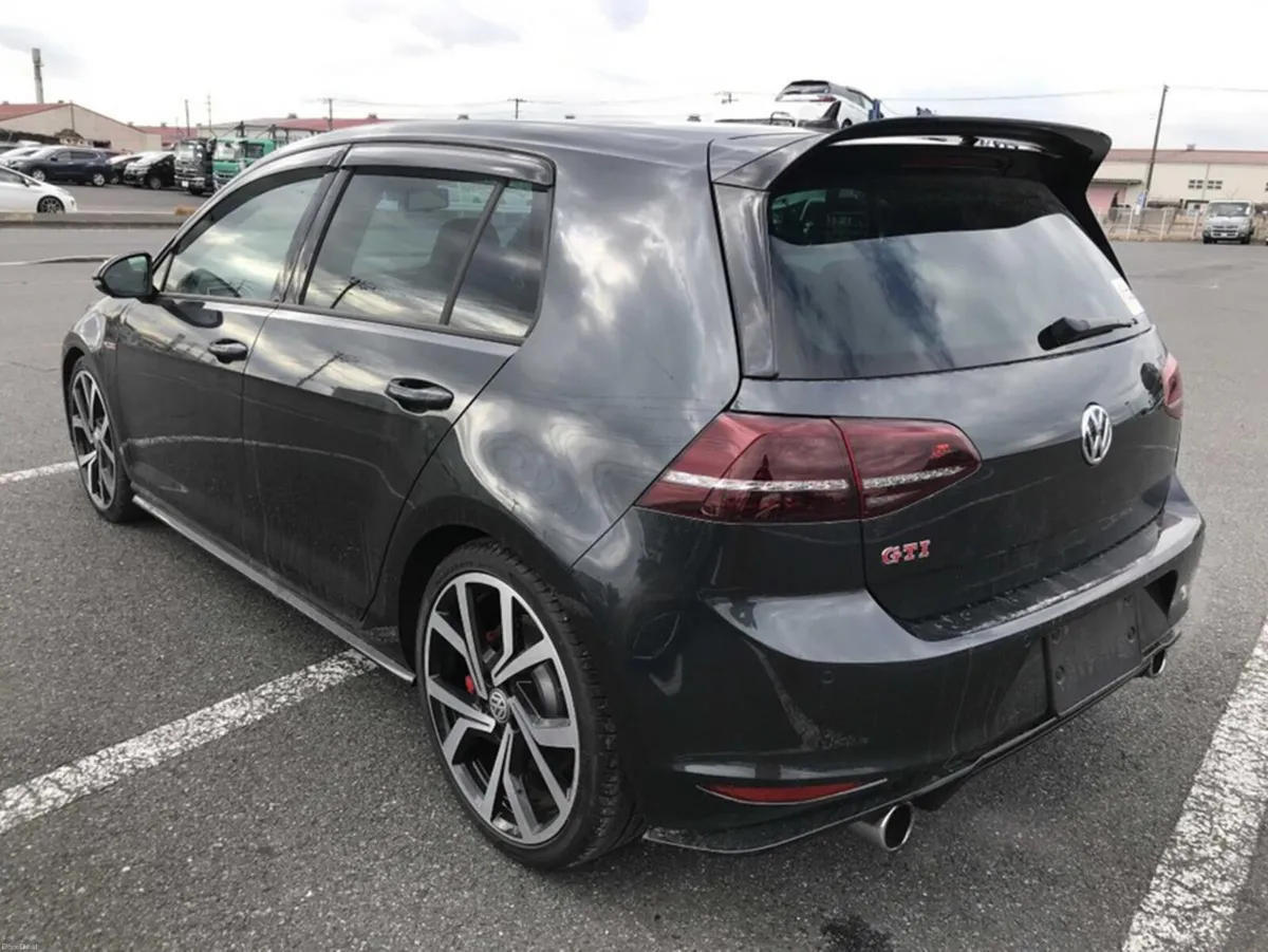 Volkswagen Golf GTI CLUBSPORT TRACK EDITION - Image 3