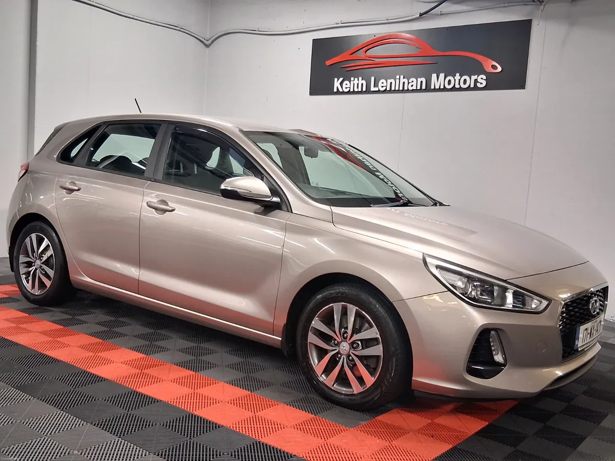 2017 Hyundai i30 **DELUXE** - Image 1