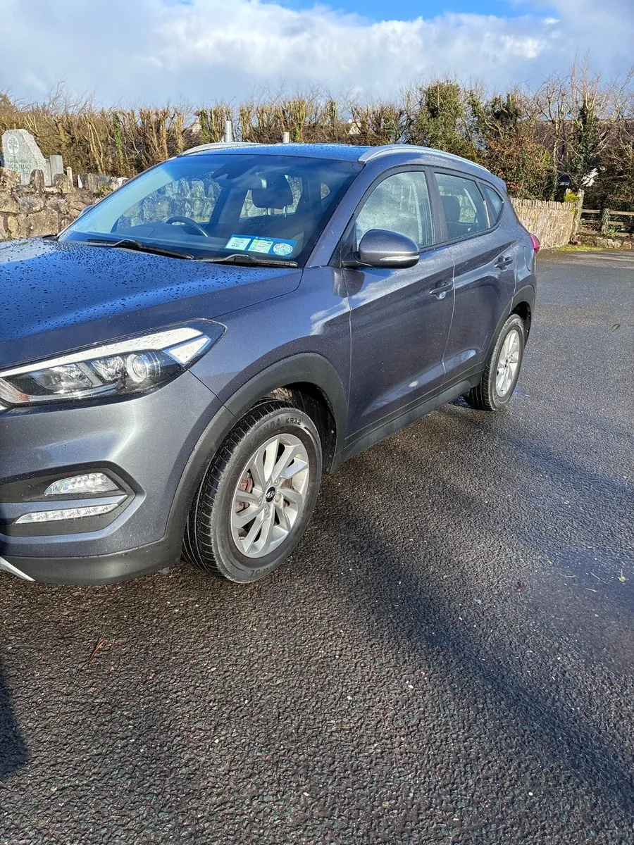 171 Hyundai Tucson - Image 2