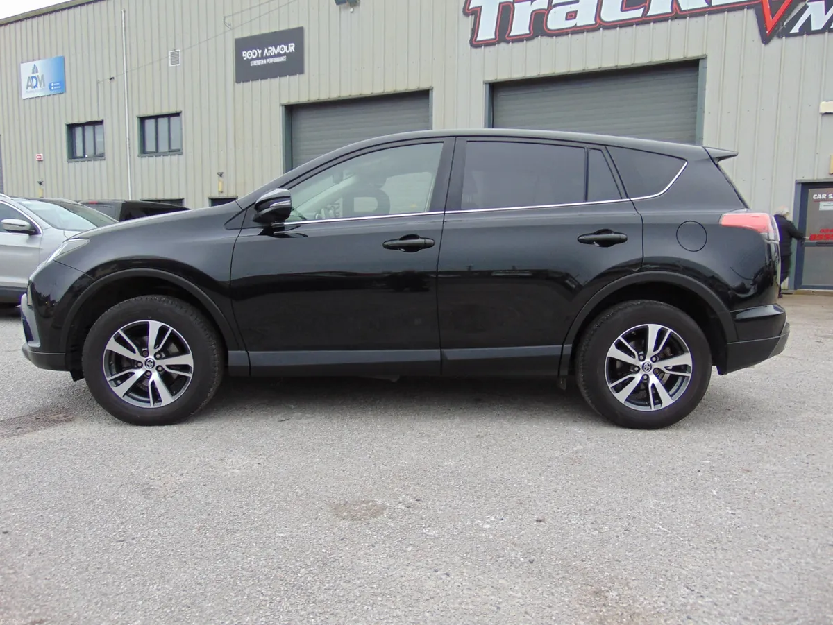 2016 Toyota Rav4  2.0 D-4D BUSINESS EDITION 143bhp - Image 3