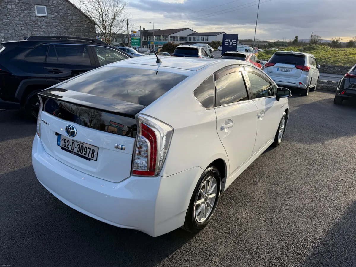 Self charge hybrid - High spec - Low mileage - Image 3