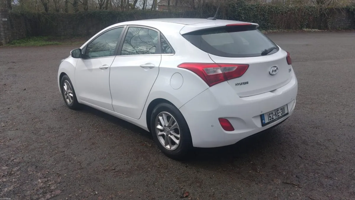 Hyundai I30 Nav CRDI.  NCT 27 and Taxed. Mint. - Image 3
