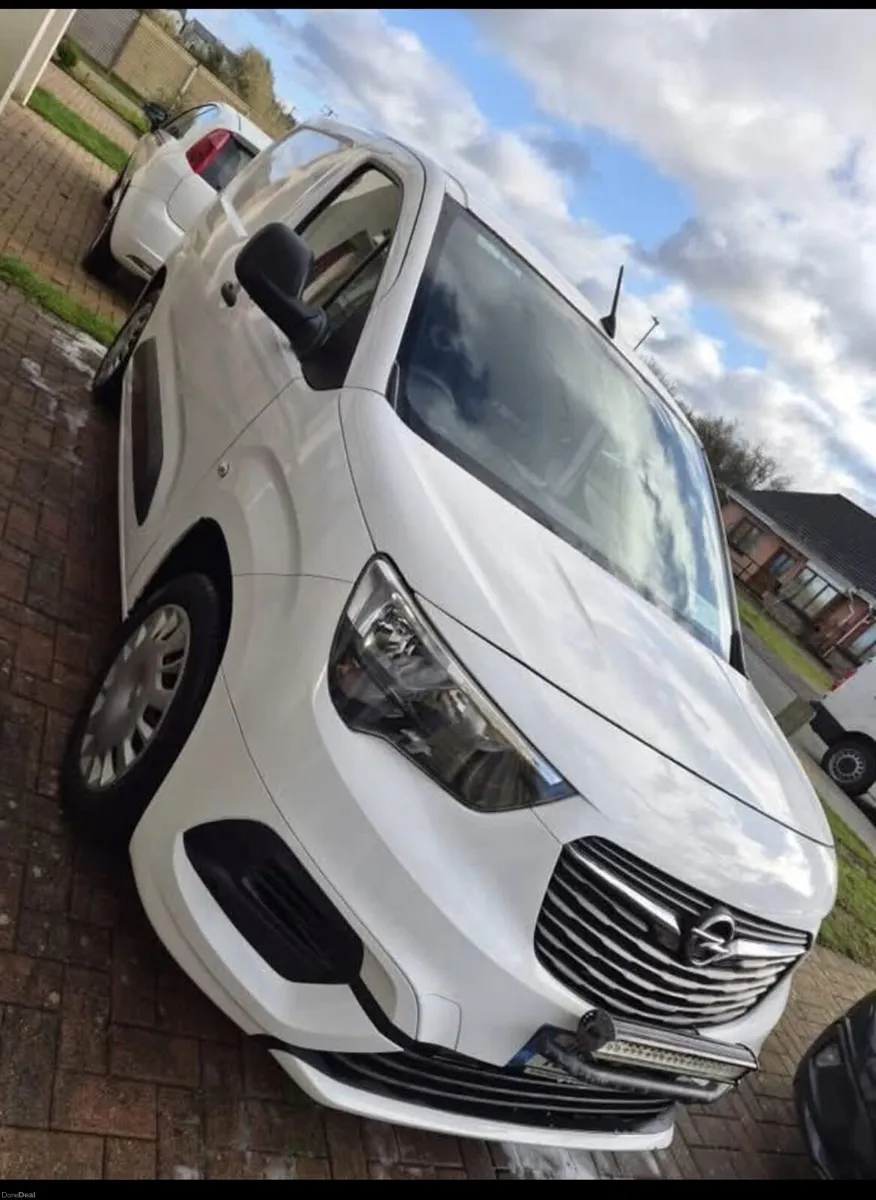Opel Combo 2019 - Image 1