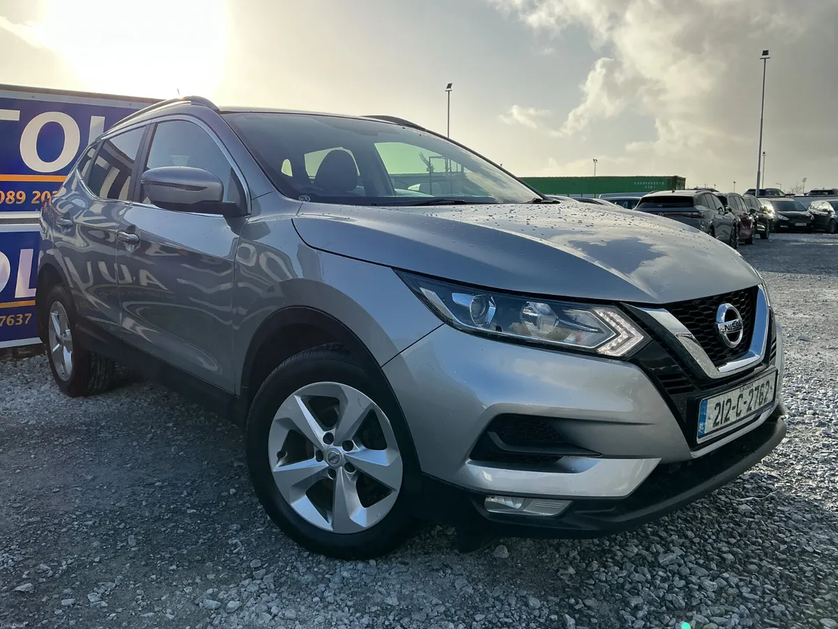 212 NISSAN QASHQAI 1.3 AUTOMATIC PANORAMIC ROOF - Image 1
