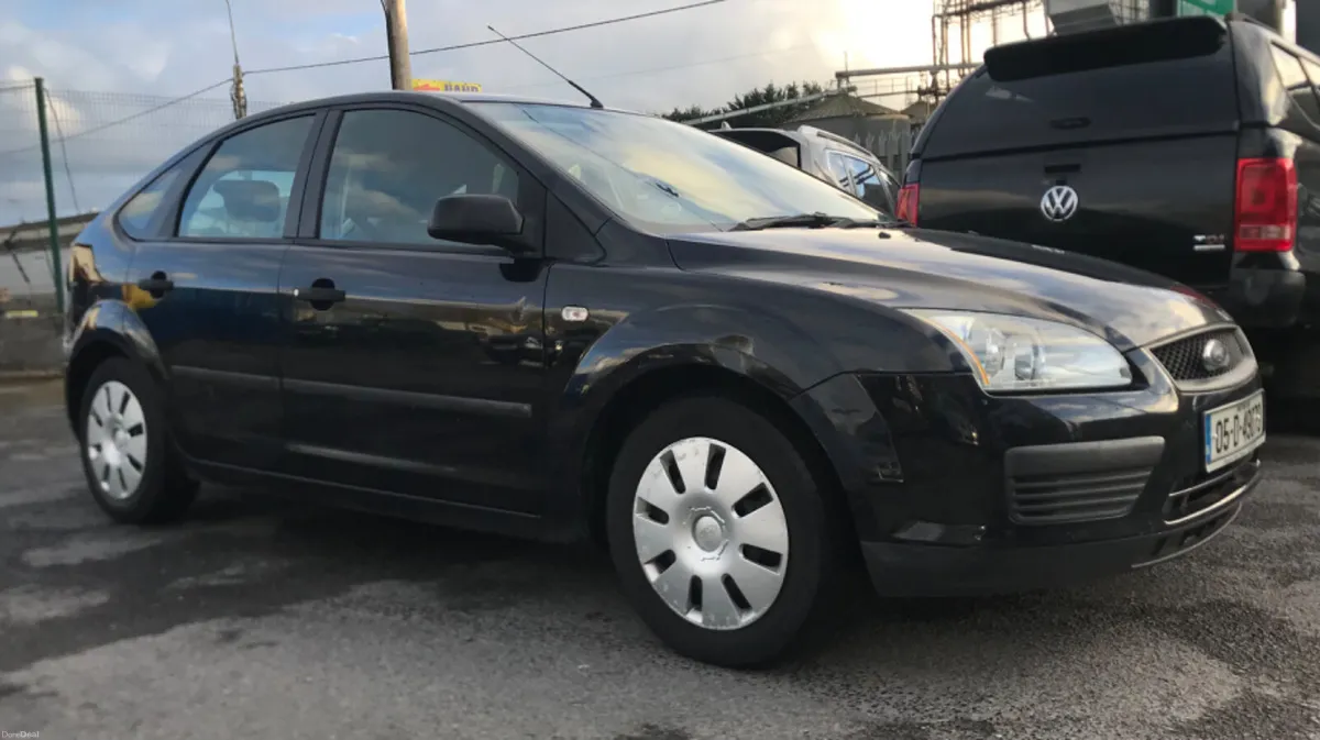 Ford Focus Zetec 1.4 Petrol New Test - Image 2