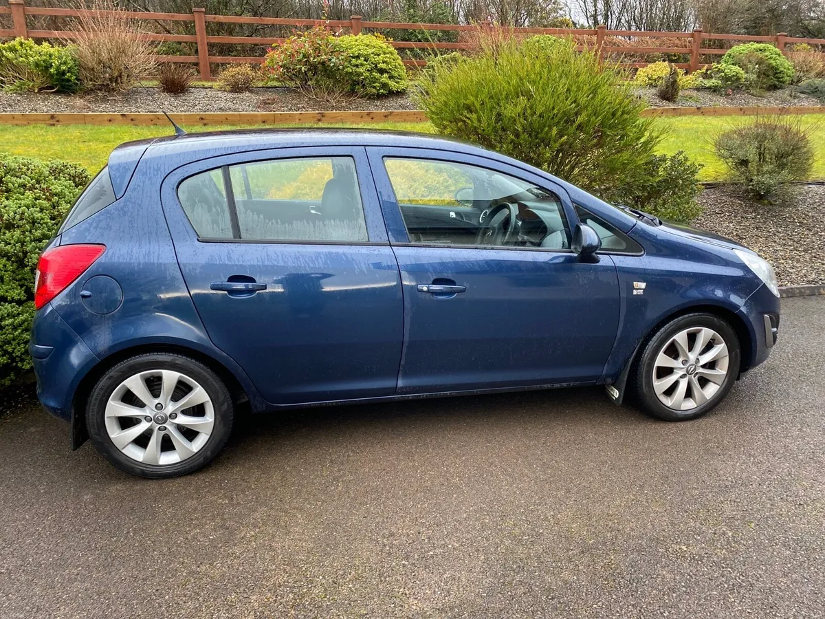 Opel Corsa 2014 - Image 2