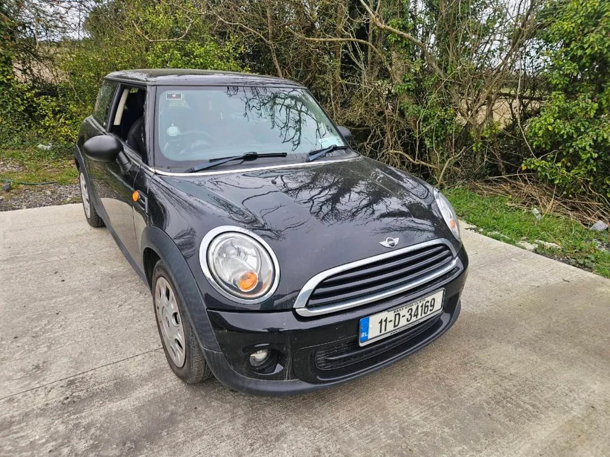 2011 mini - Image 1