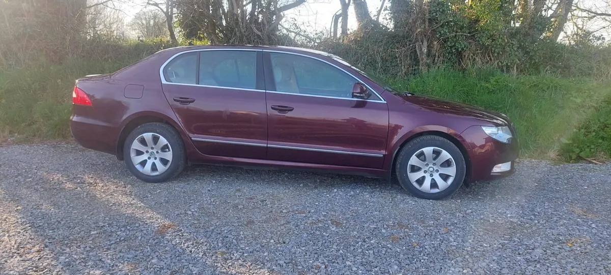 Skoda Superb - Image 2